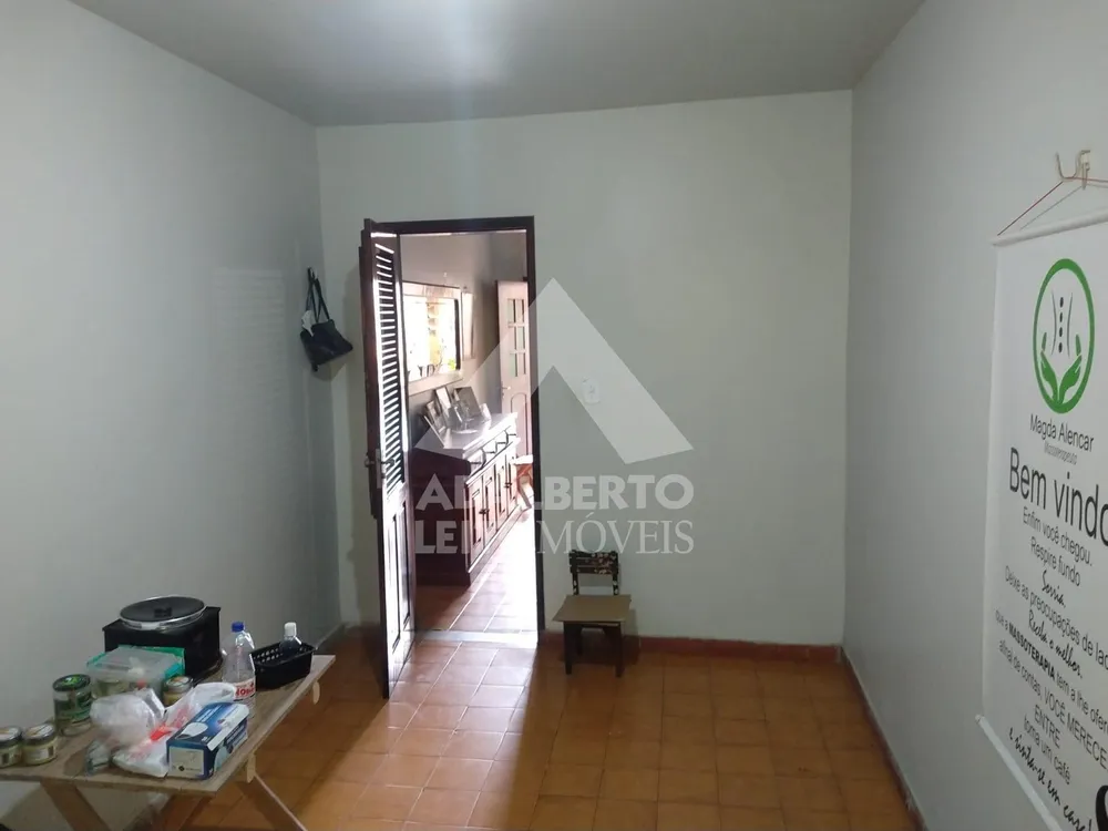 Casa, 5 quartos, 251 m² - Foto 12