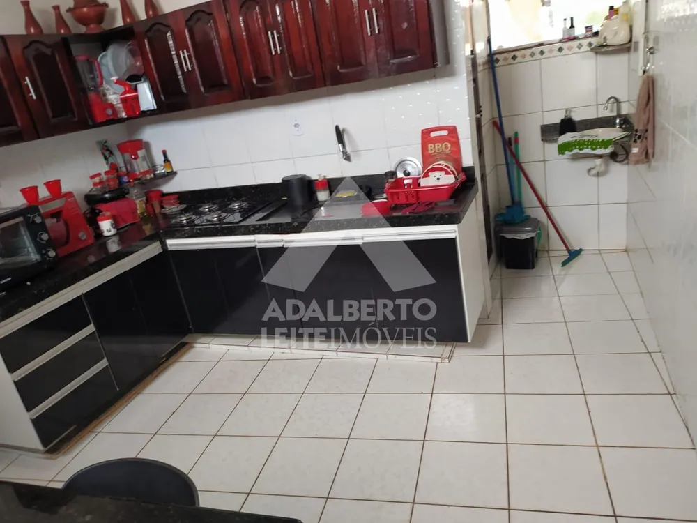 Casa, 3 quartos, 165 m² - Foto 2