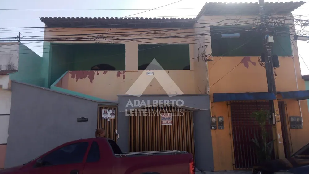 Casa, 6 quartos, 180 m² - Foto 1