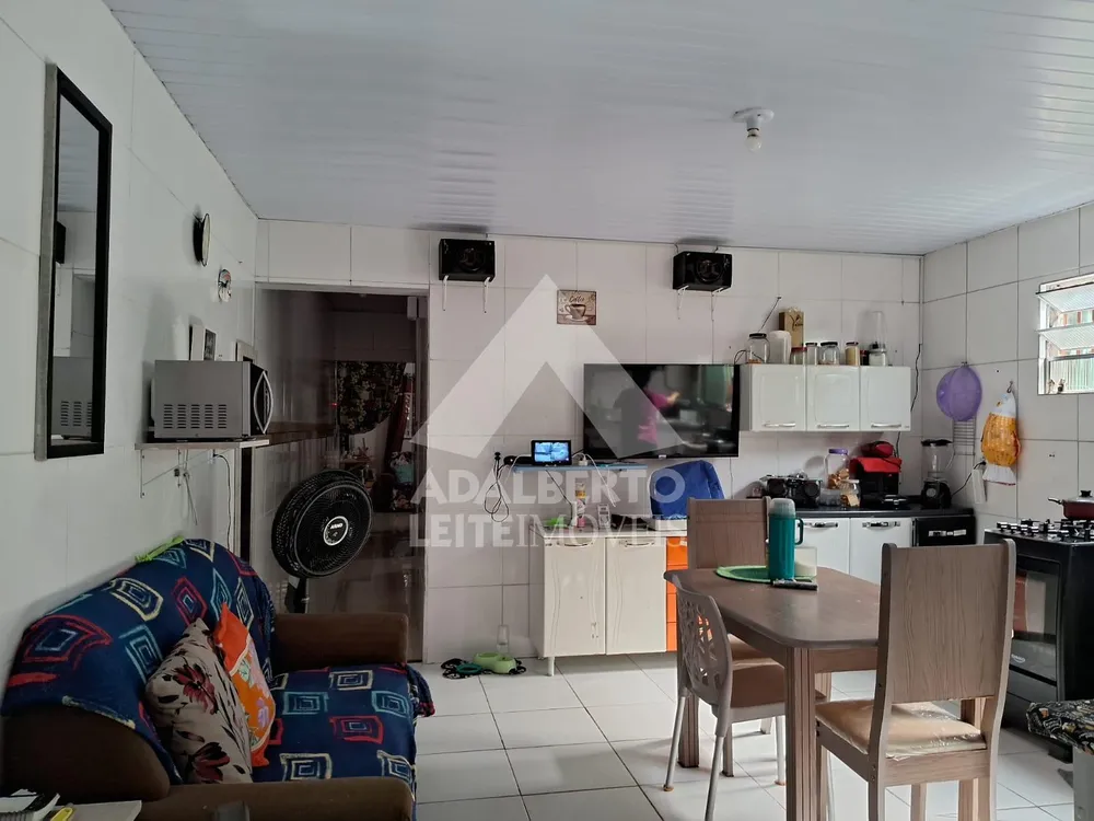 Casa, 3 quartos, 246 m² - Foto 4