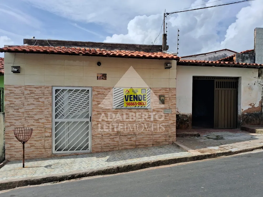 Casa, 3 quartos, 246 m² - Foto 1