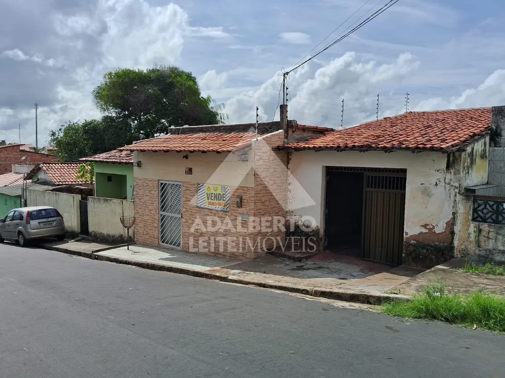 Casa, 3 quartos, 246 m² - Foto 2