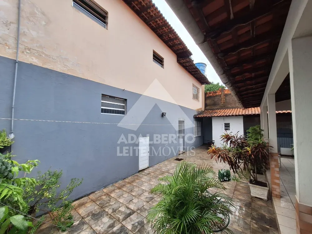Casa, 5 quartos, 360 m² - Foto 4