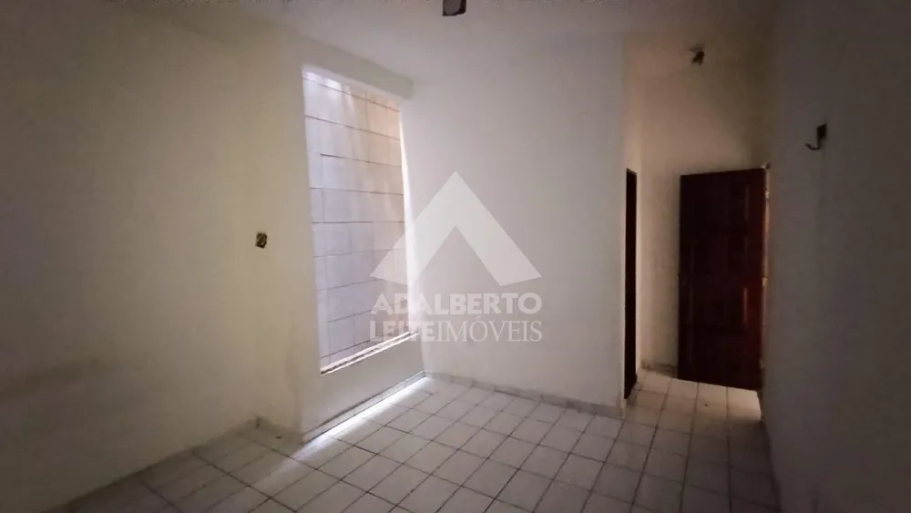 Casa, 2 quartos, 220 m² - Foto 2
