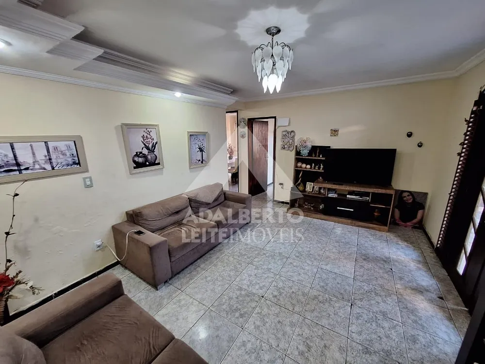 Casa, 3 quartos, 180 m² - Foto 4