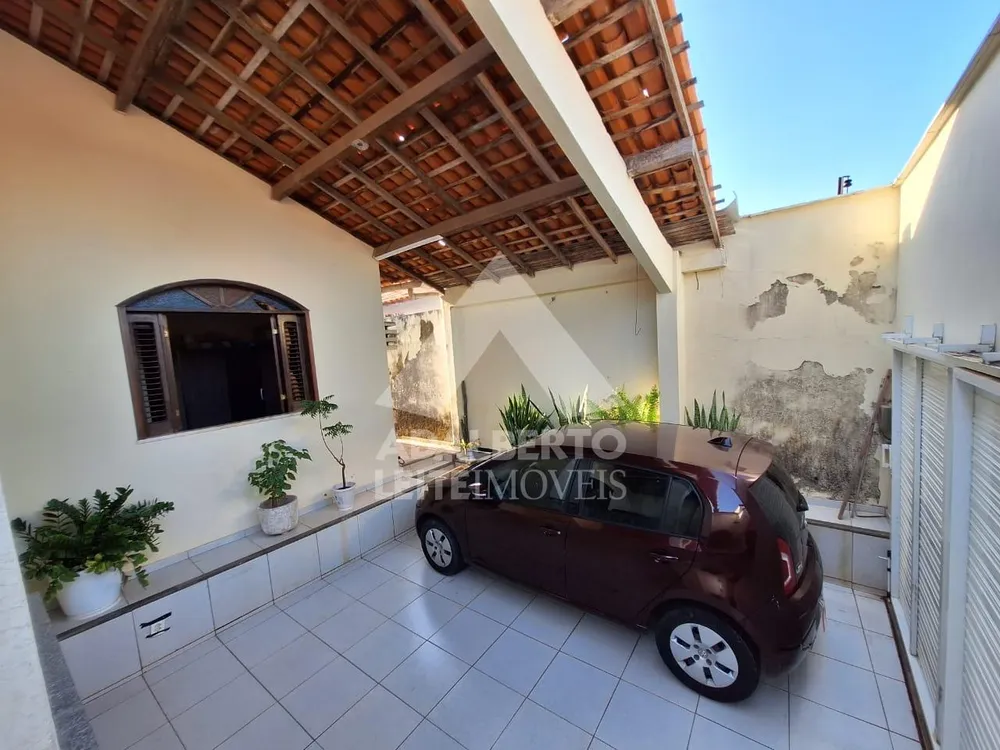 Casa, 3 quartos, 180 m² - Foto 2