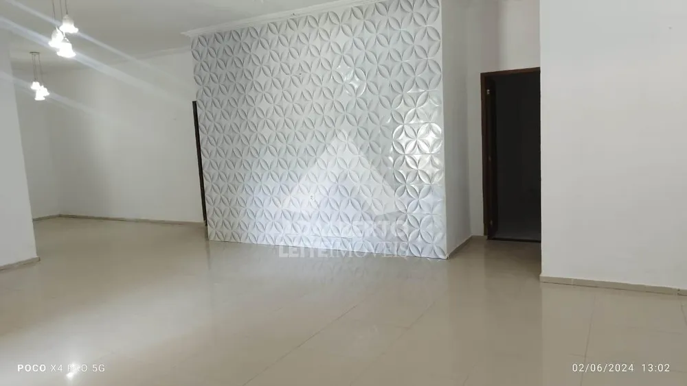 Casa, 3 quartos, 784 m² - Foto 3
