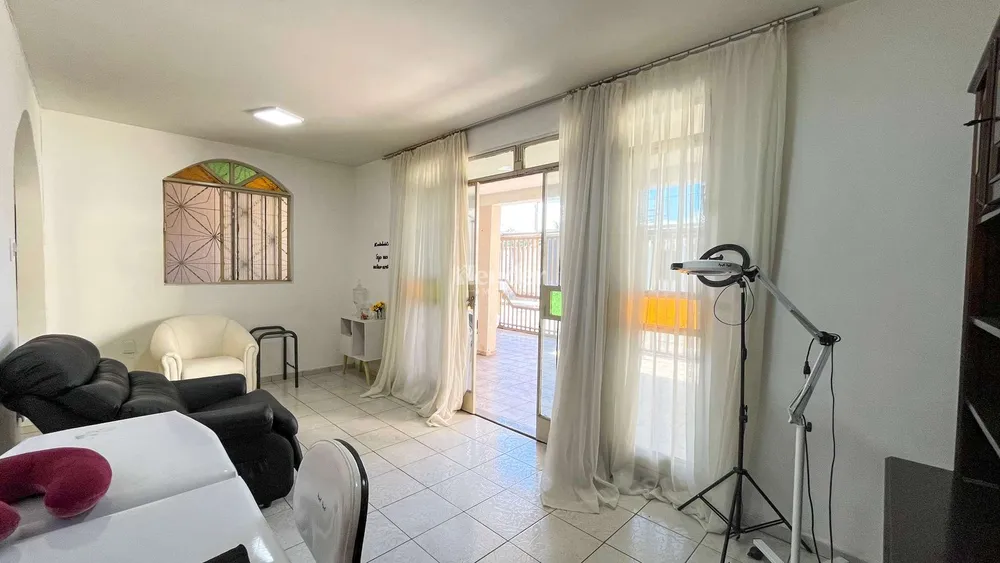 Casa, 3 quartos, 130 m² - Foto 1