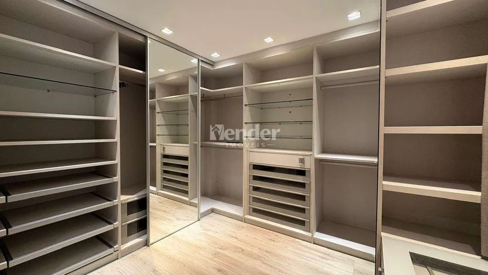 Cobertura, 3 quartos, 251 m² - Foto 11