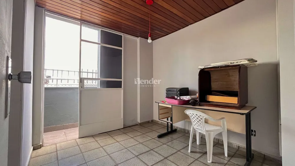 Cobertura, 3 quartos, 238 m² - Foto 4