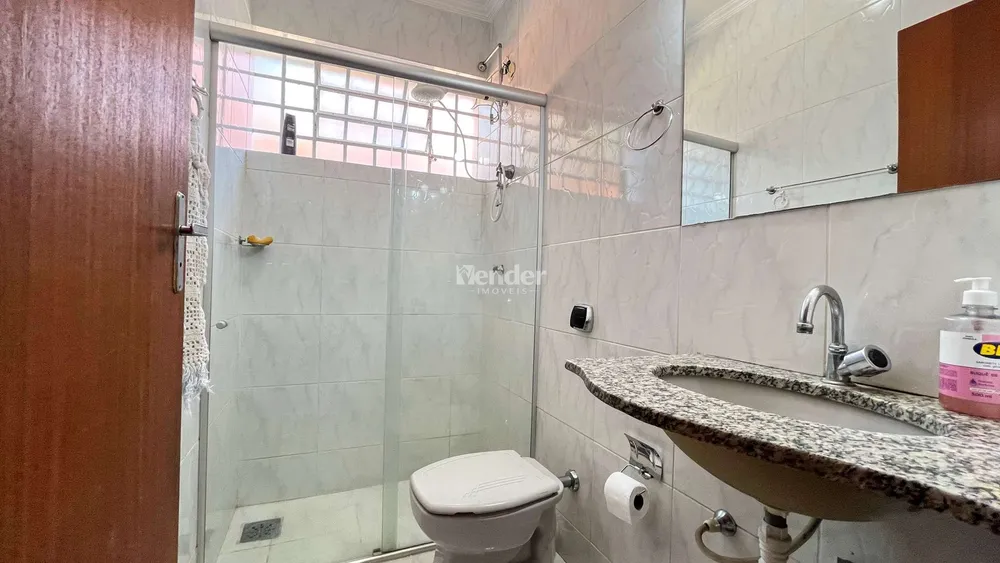 Casa, 4 quartos, 244 m² - Foto 6
