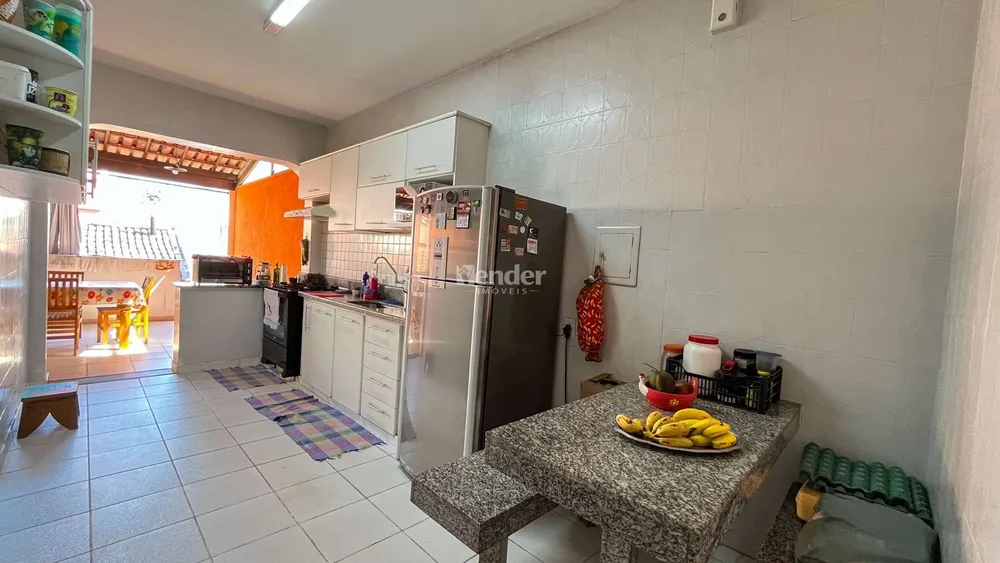 Casa, 4 quartos, 244 m² - Foto 10