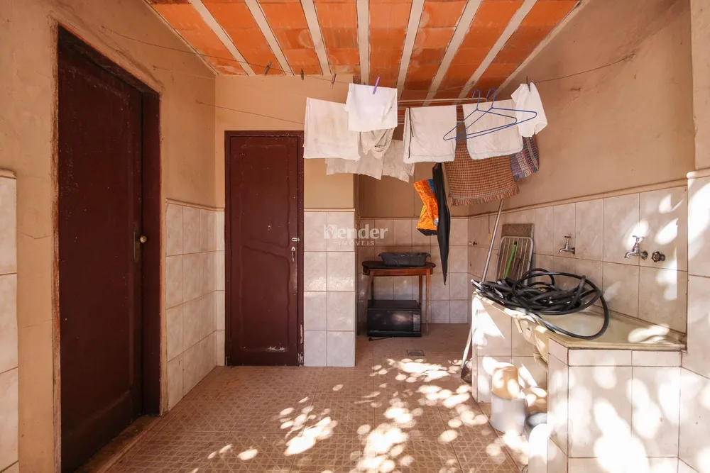 Casa, 4 quartos, 270 m² - Foto 14