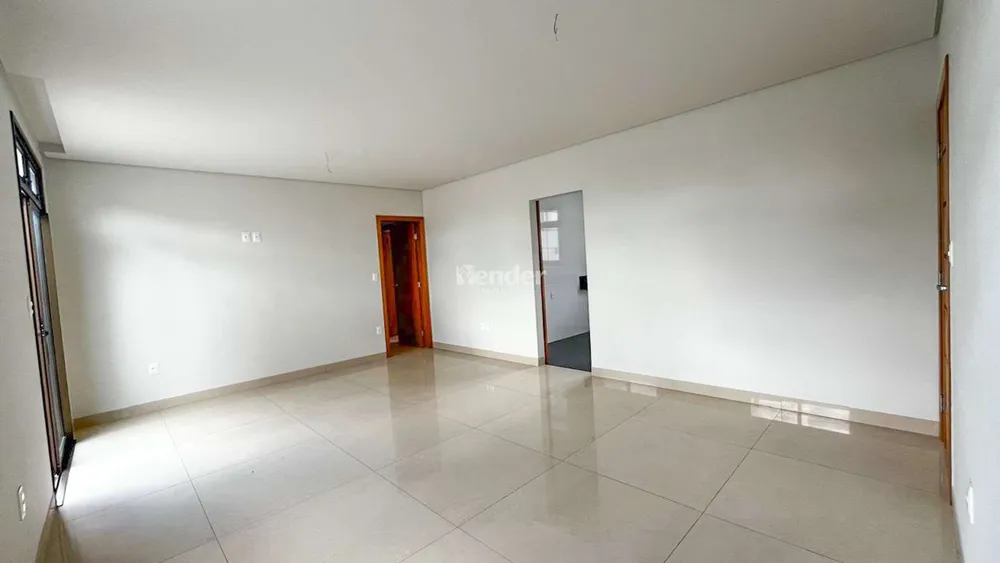 Apartamento, 3 quartos, 187 m² - Foto 1