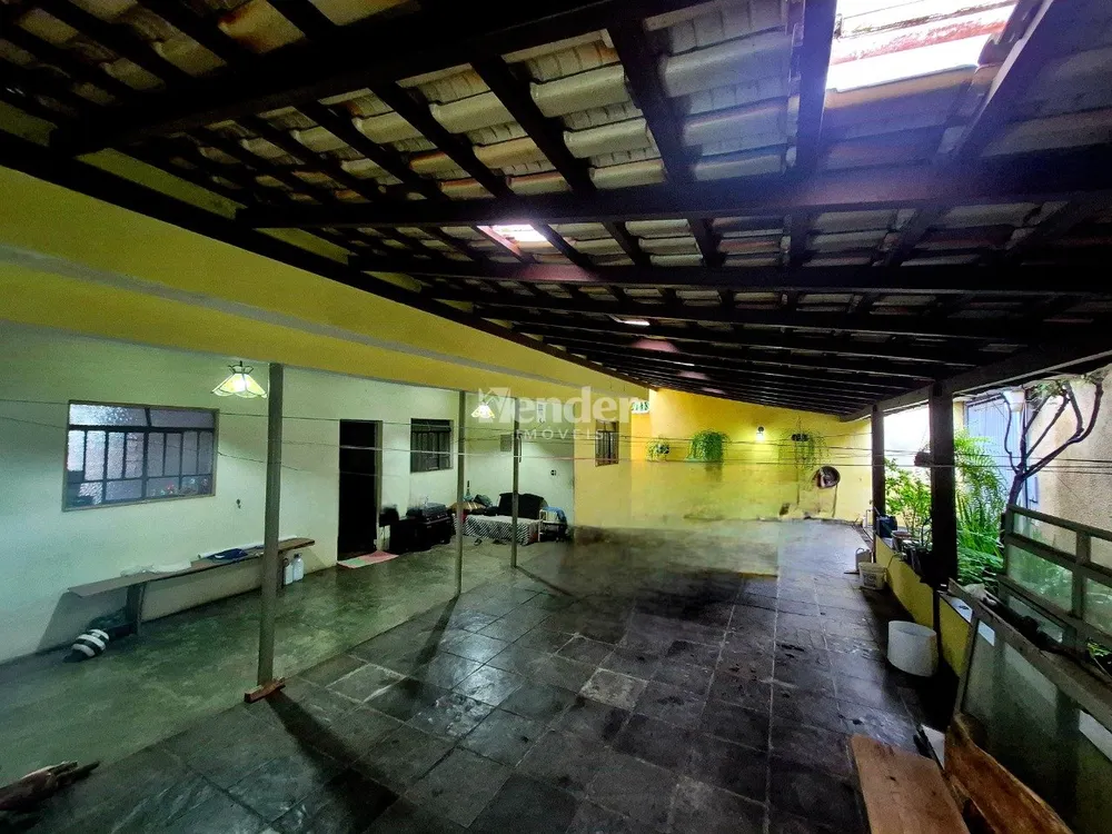 Casa, 3 quartos, 390 m² - Foto 1
