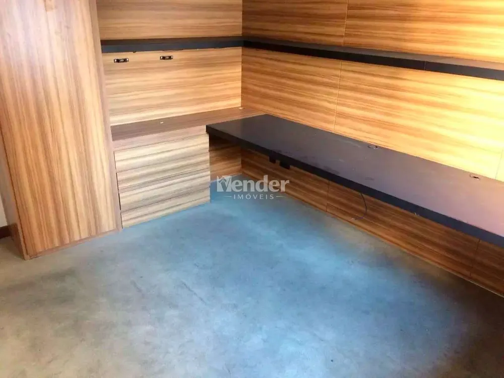 Apartamento, 3 quartos, 210 m² - Foto 1