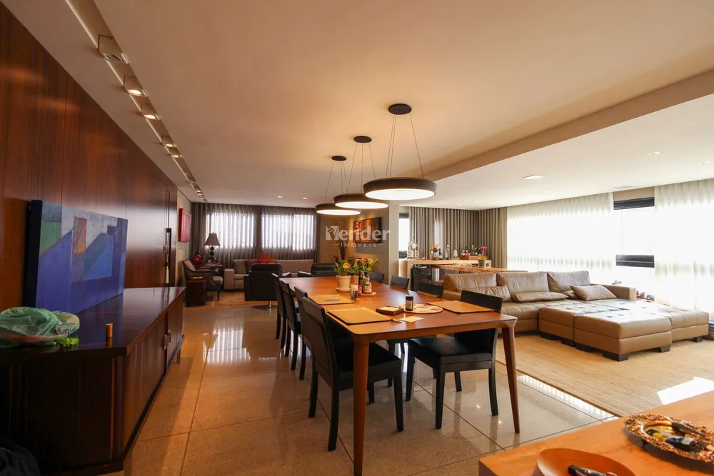 Apartamento, 4 quartos, 216 m² - Foto 1