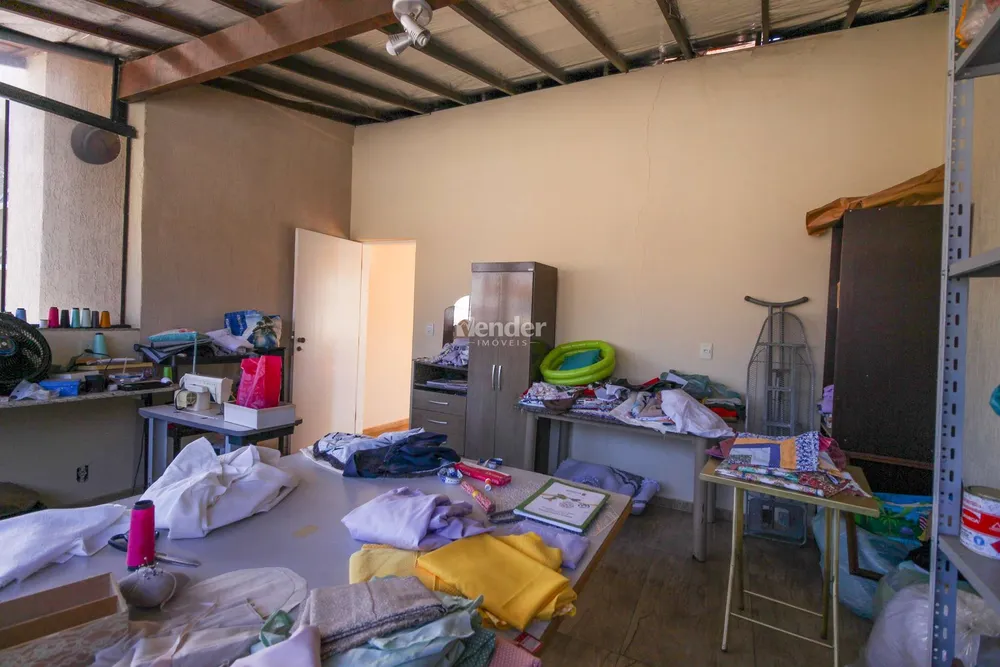 Casa, 5 quartos, 260 m² - Foto 2
