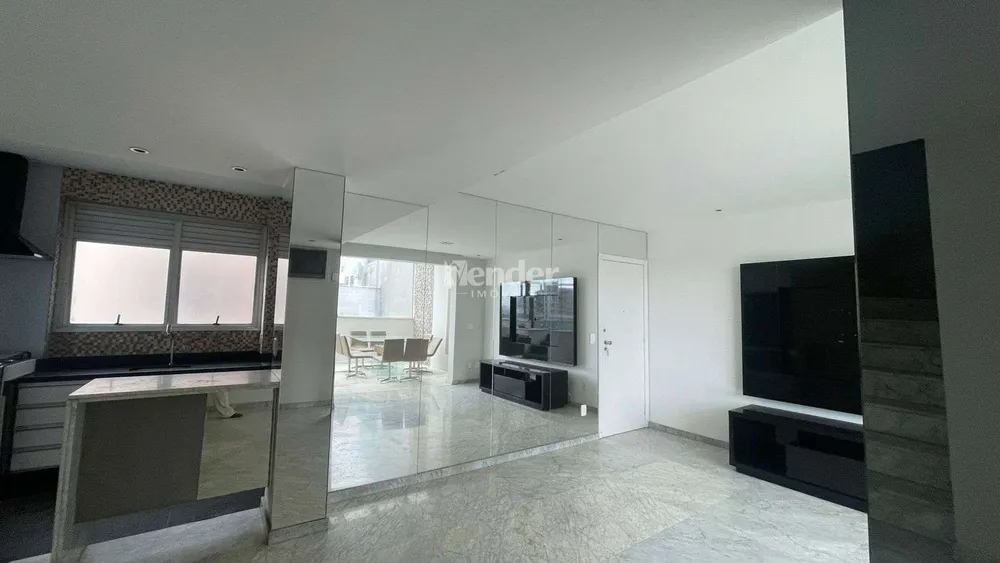 Cobertura, 3 quartos, 213 m² - Foto 2