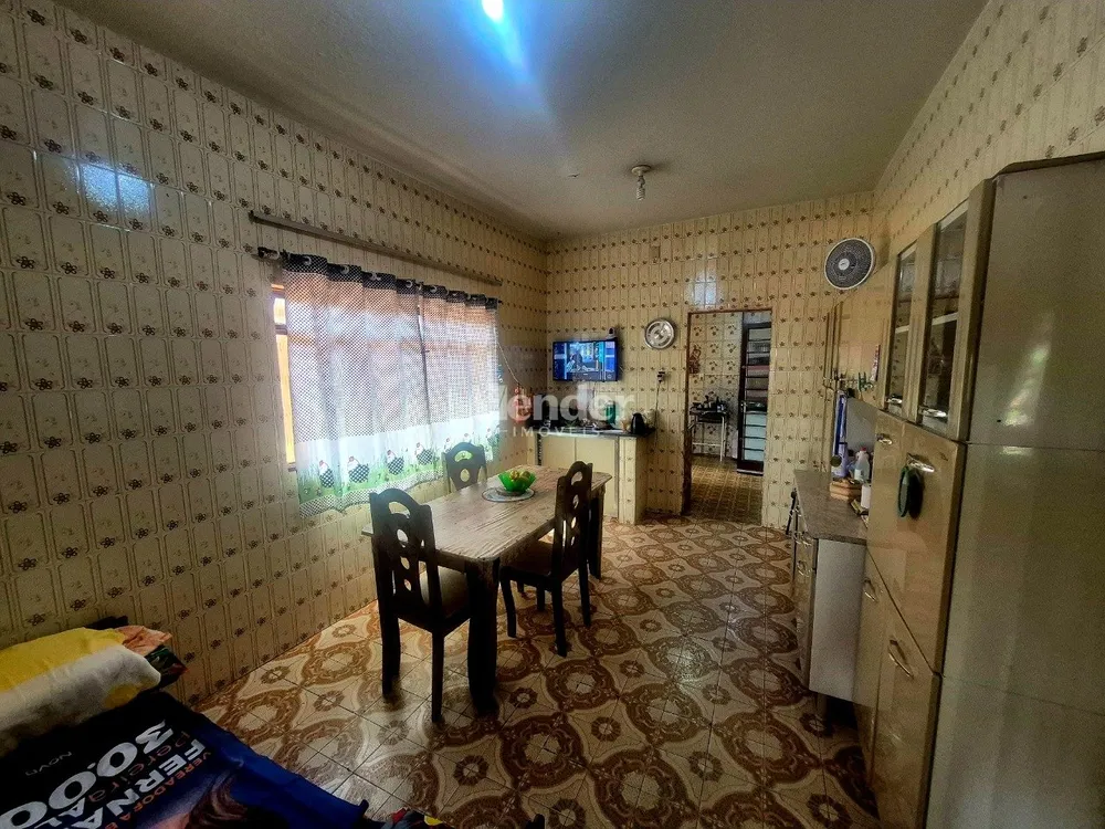 Casa, 3 quartos, 360 m² - Foto 4