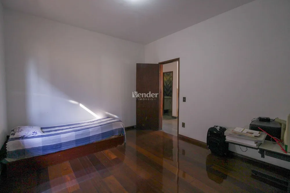 Casa, 4 quartos, 308 m² - Foto 4