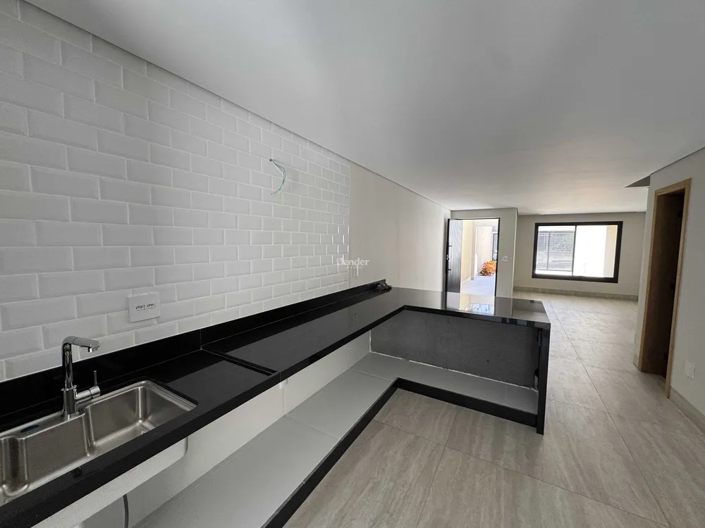 Casa, 4 quartos, 156 m² - Foto 4
