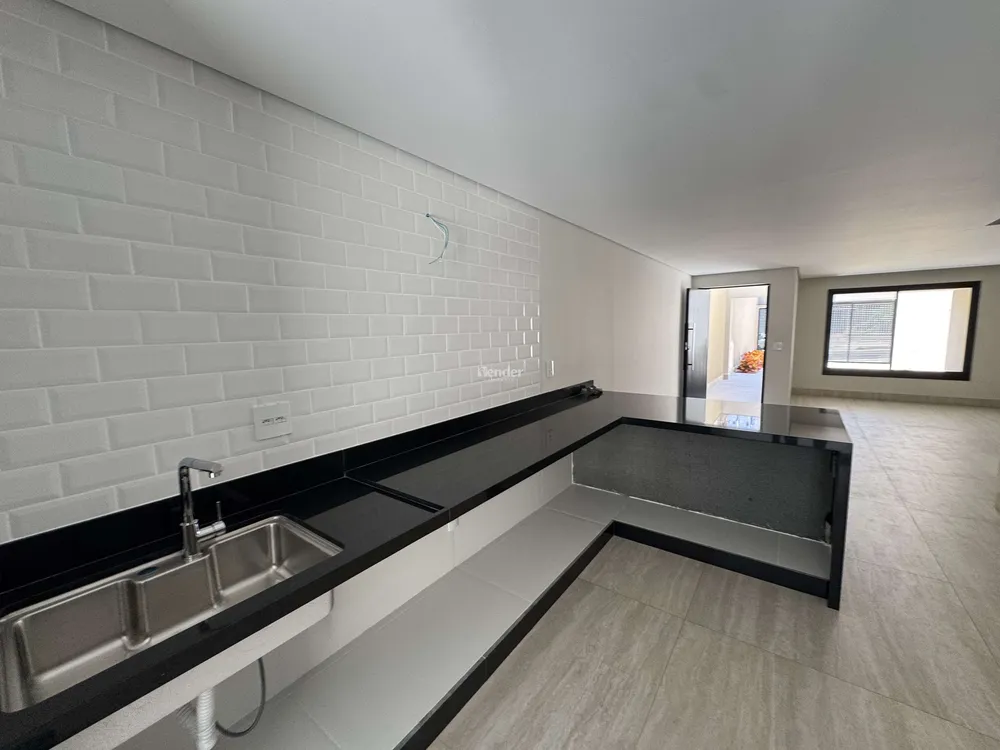 Casa, 4 quartos, 156 m² - Foto 3