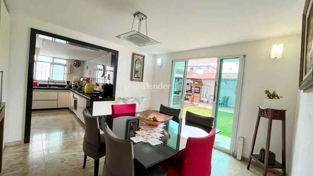 Casa, 3 quartos, 280 m² - Foto 12