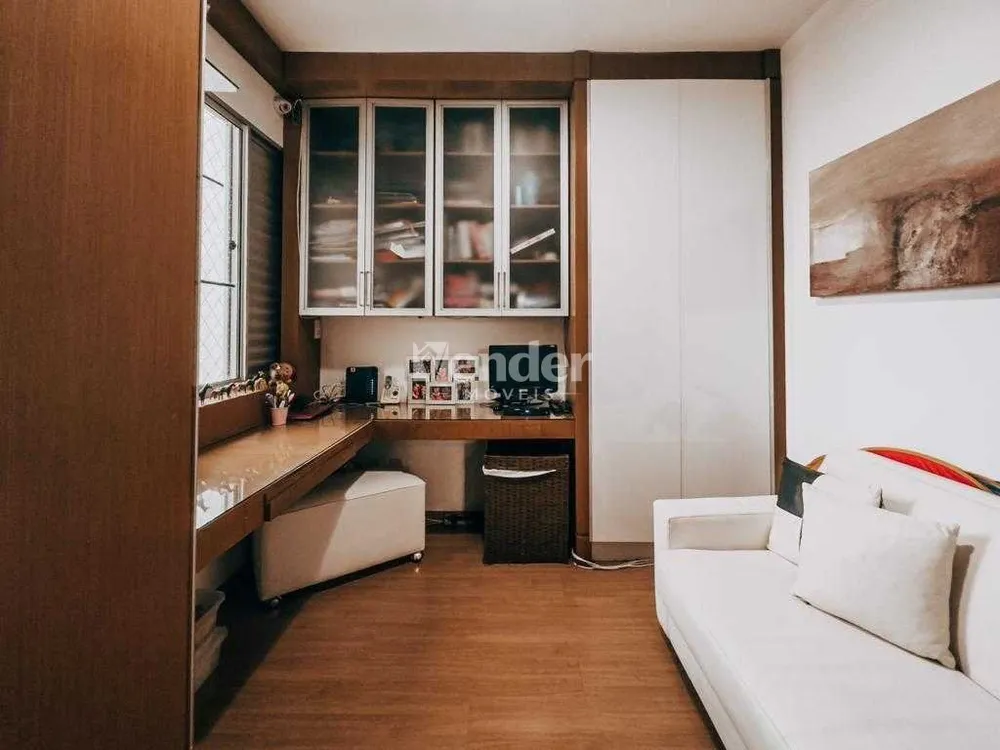 Cobertura, 3 quartos, 235 m² - Foto 1
