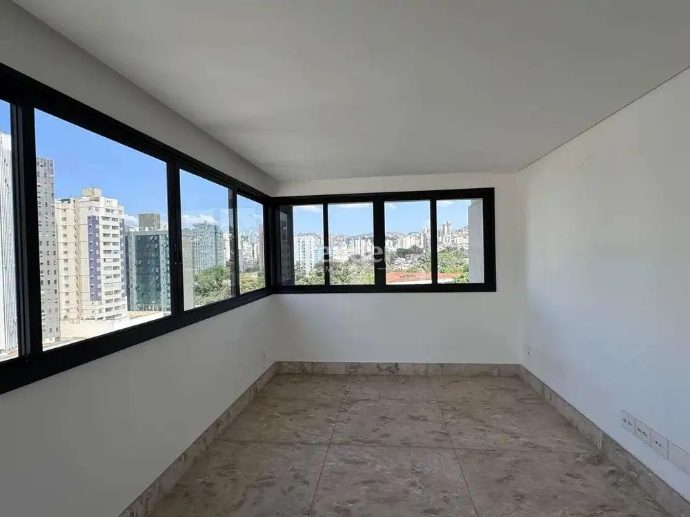 Cobertura, 5 quartos, 205 m² - Foto 2