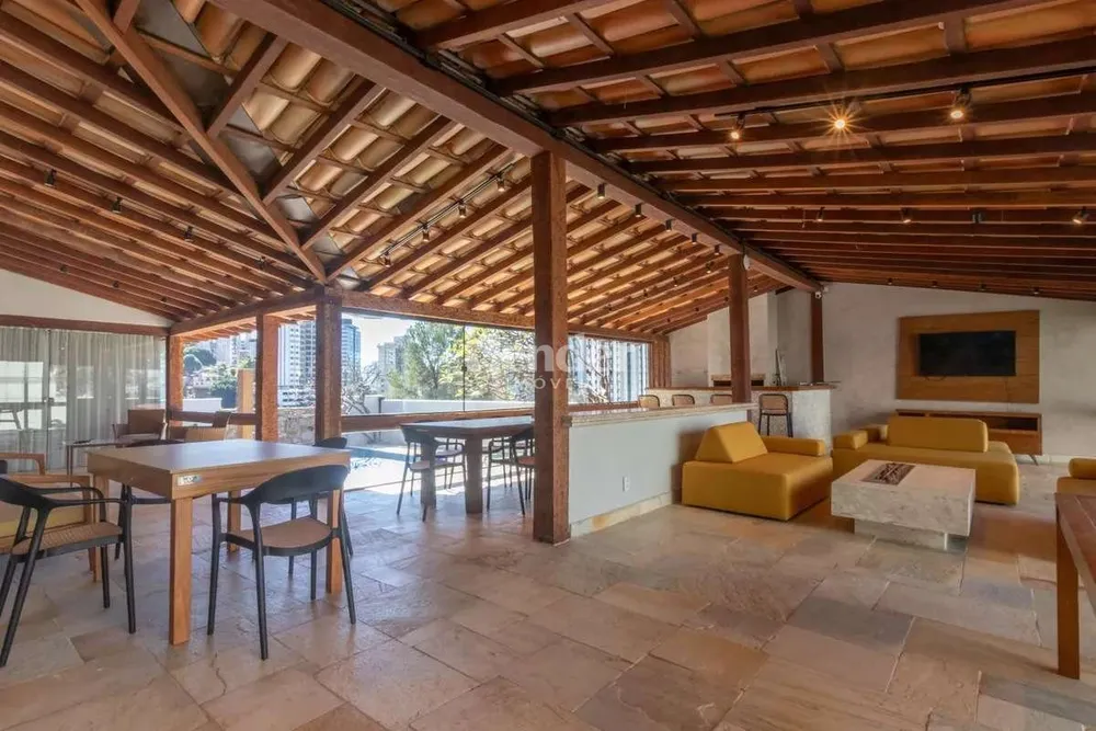 Casa, 5 quartos, 758 m² - Foto 1