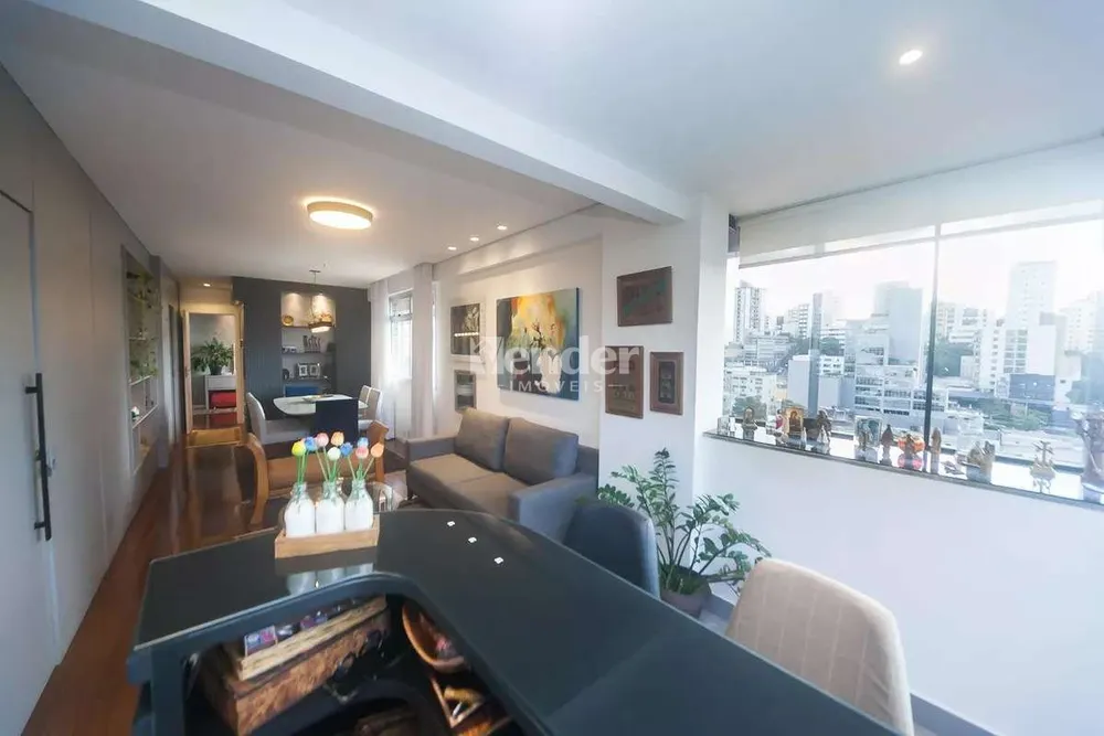 Cobertura, 3 quartos, 240 m² - Foto 1