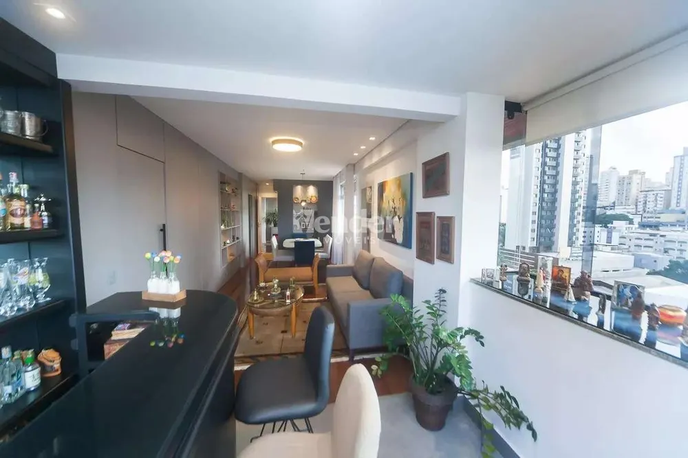 Cobertura, 3 quartos, 240 m² - Foto 2