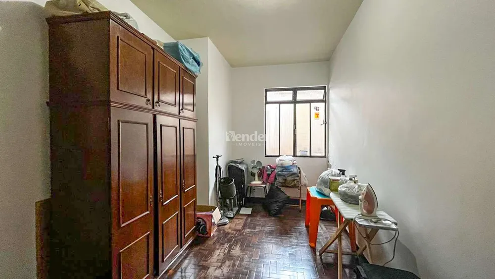 Casa, 4 quartos, 300 m² - Foto 4