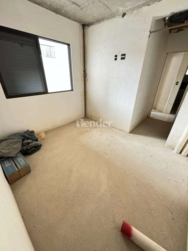 Cobertura, 3 quartos, 201 m² - Foto 2