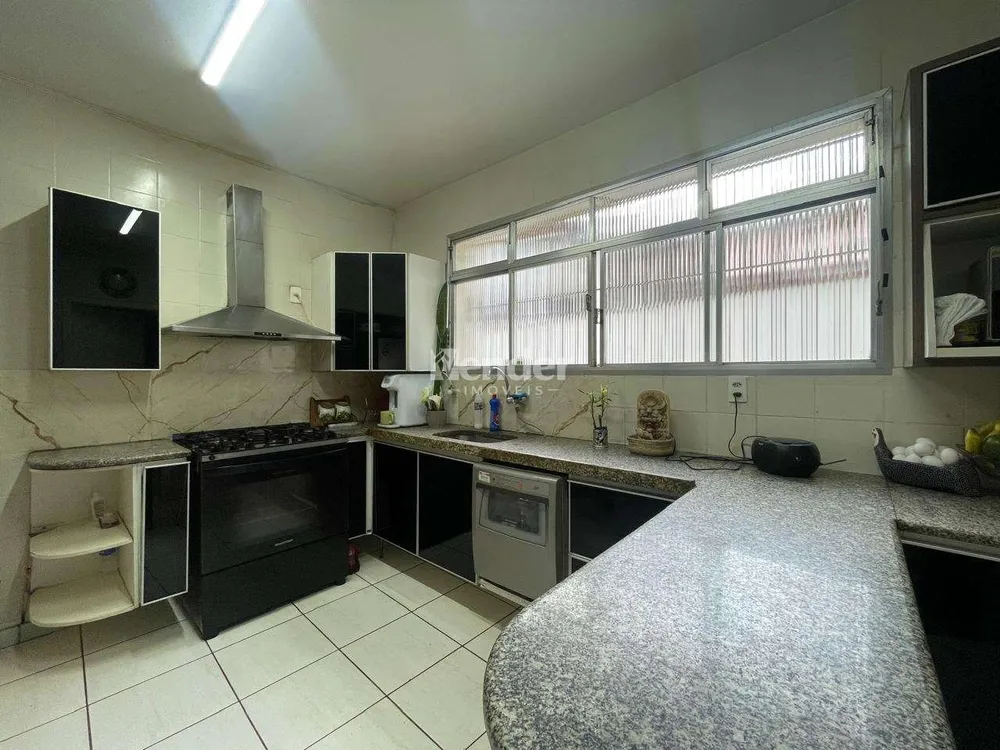 Casa, 5 quartos, 325 m² - Foto 3