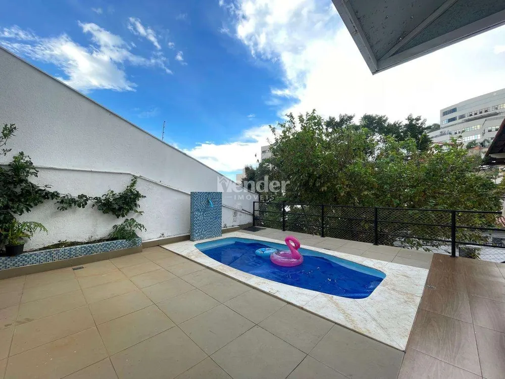 Casa, 5 quartos, 325 m² - Foto 13