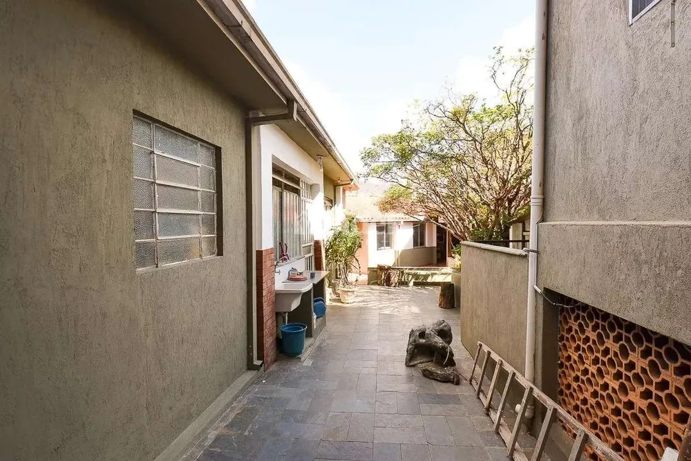 Casa, 6 quartos, 239 m² - Foto 9
