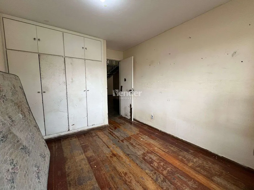 Casa, 3 quartos, 292 m² - Foto 4