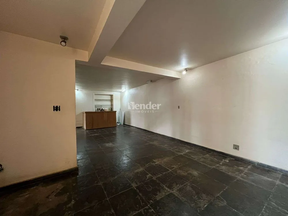 Casa, 3 quartos, 292 m² - Foto 1