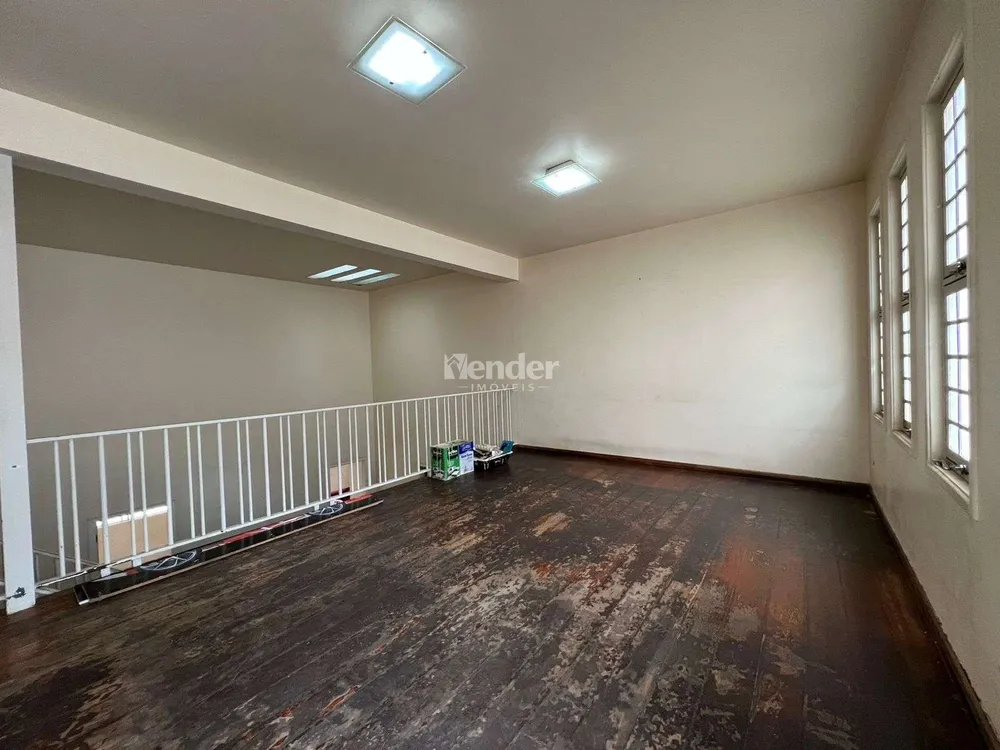 Casa, 3 quartos, 292 m² - Foto 3