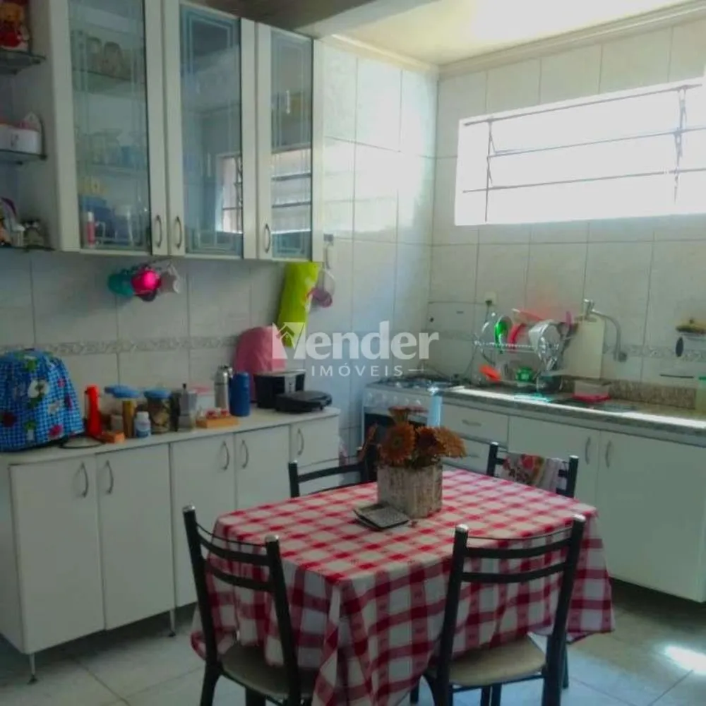 Casa, 3 quartos, 240 m² - Foto 8