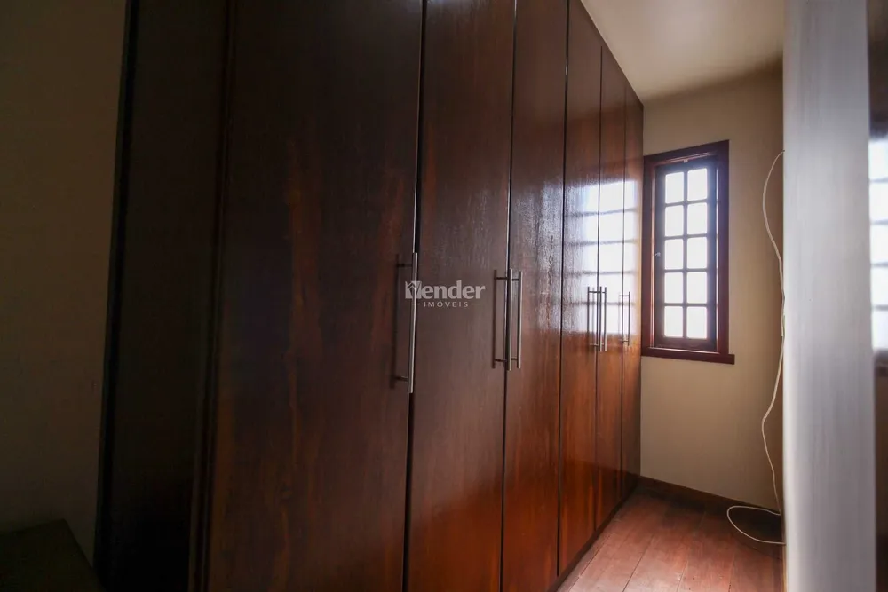 Casa, 5 quartos, 420 m² - Foto 3