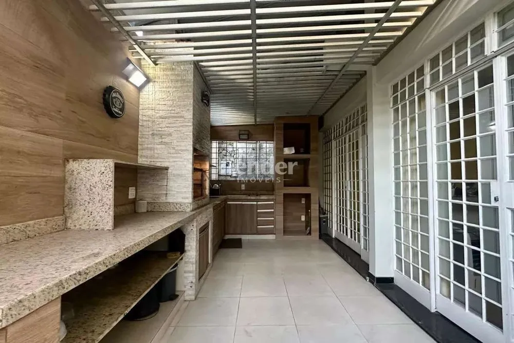 Casa, 4 quartos, 321 m² - Foto 1