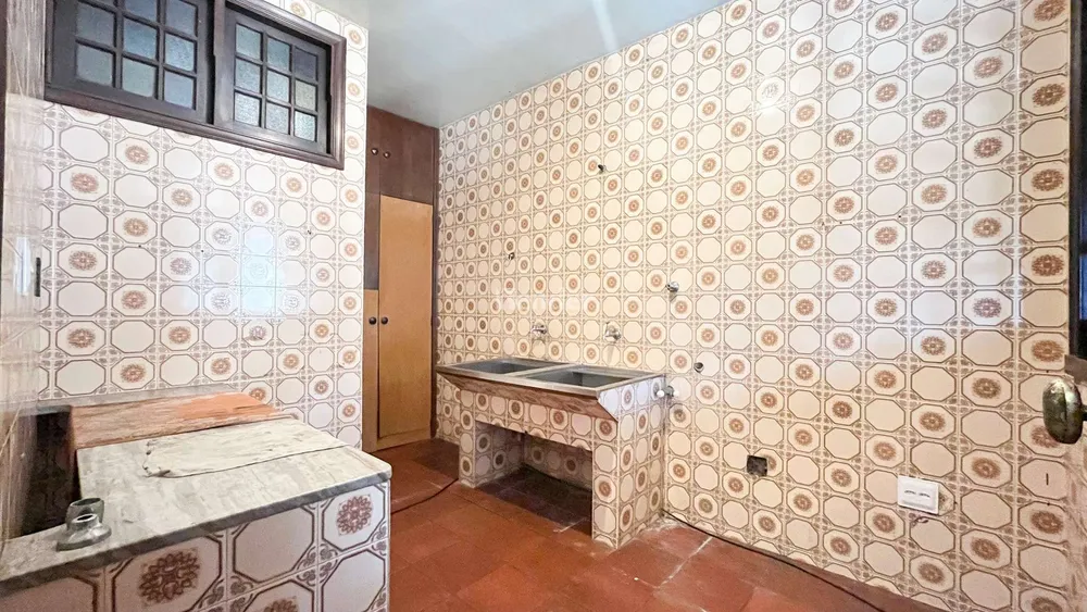 Casa, 6 quartos, 555 m² - Foto 1