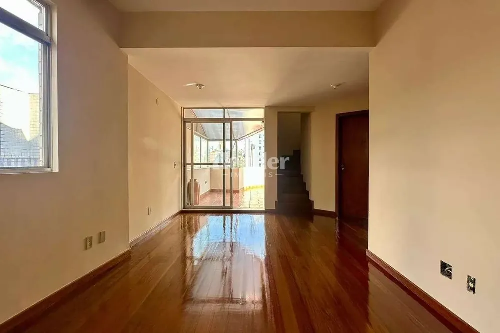 Cobertura, 3 quartos, 163 m² - Foto 2