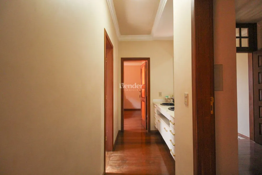 Casa, 4 quartos, 402 m² - Foto 1