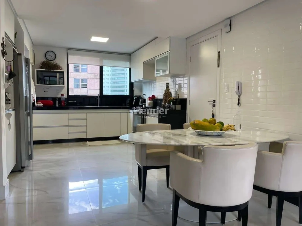 Cobertura, 4 quartos, 357 m² - Foto 6