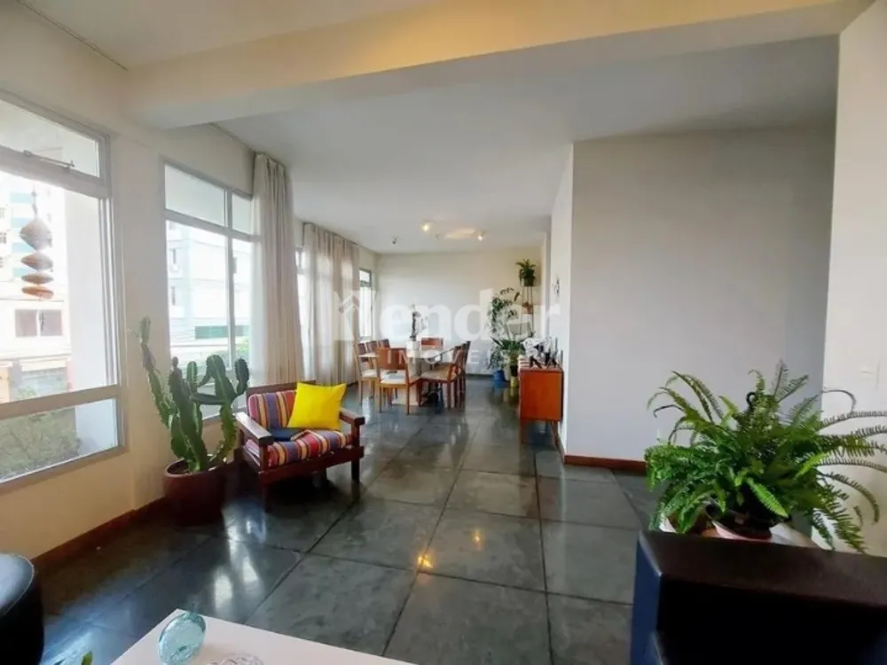 Apartamento, 4 quartos, 220 m² - Foto 1