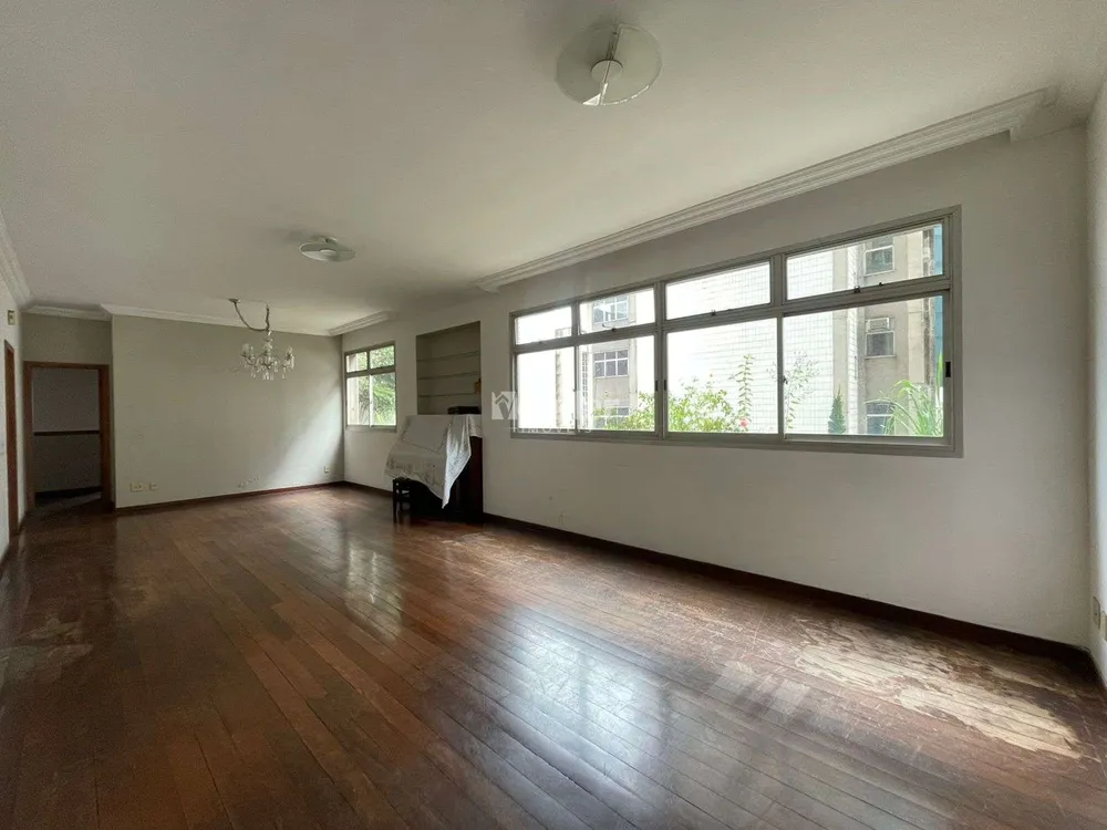 Apartamento, 4 quartos, 209 m² - Foto 1